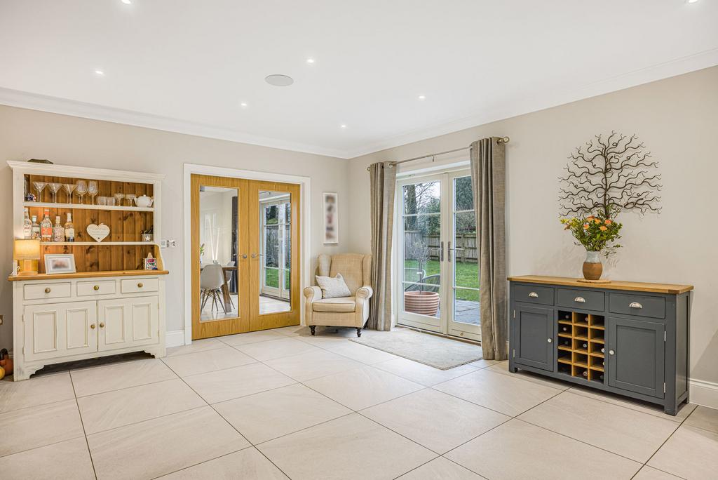 Kitchen Family Room