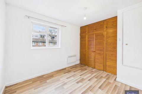 1 bedroom house to rent, Bernal Close, Thamesmead , London