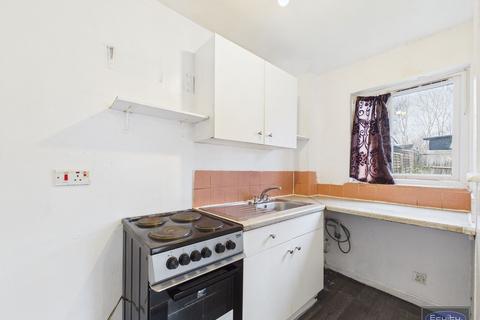 1 bedroom end of terrace house to rent, Bernal Close, London, SE28