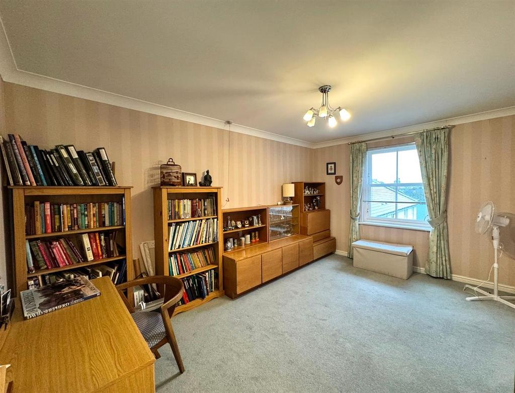Bedroom 2 1.jpeg
