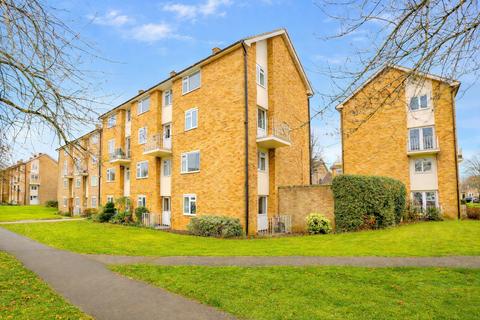 The Ridgeway, Hertfordshire AL4