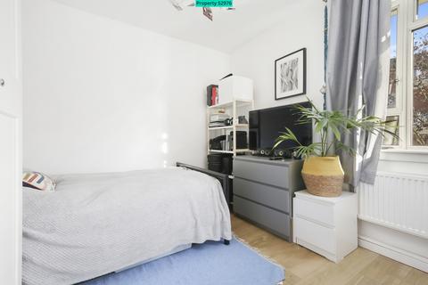2 bedroom duplex for sale, Priory Green, London, N1