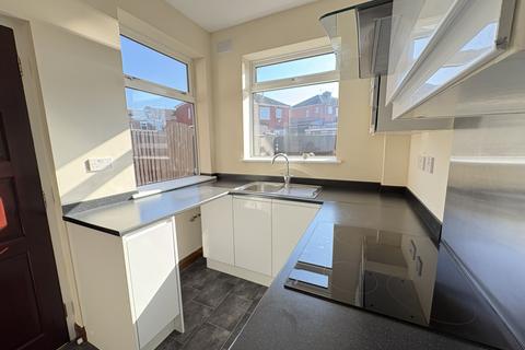 3 bedroom terraced house to rent, Bawtry Road, Bramley, Rotherham, S66 2TS