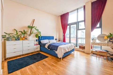 3 bedroom flat for sale, 5 Crews Street, Canary Wharf, London, E14