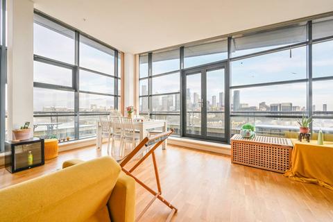 3 bedroom flat for sale, 5 Crews Street, Canary Wharf, London, E14