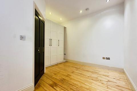 undefined, Queen Street, Leeds LS27