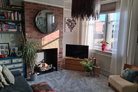 2 bedroom terraced house for sale, Oulton Lane, Leeds LS26