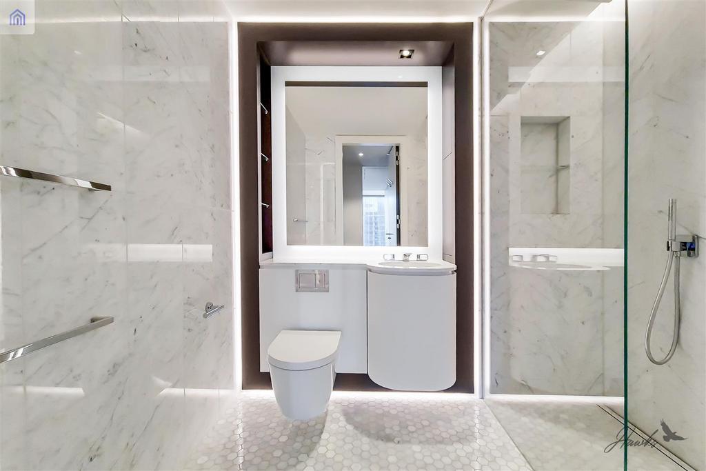 6 Shower Room-0.jpg