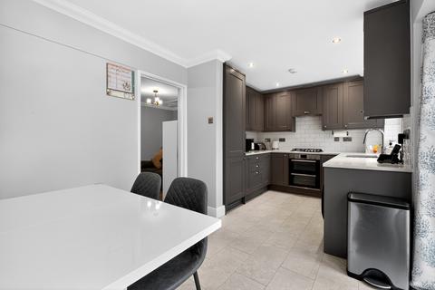 undefined, Fir Tree Close, Romford, RM1