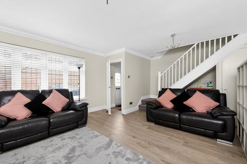 undefined, Fir Tree Close, Romford, RM1