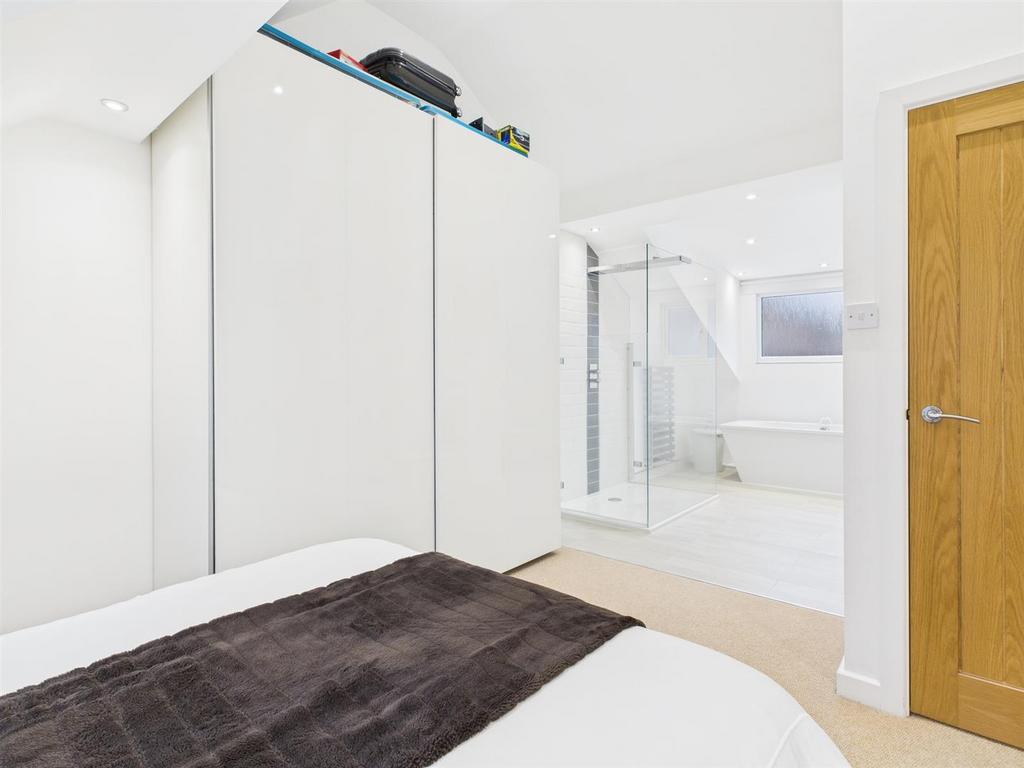 Bedroom 1 + En-Suite