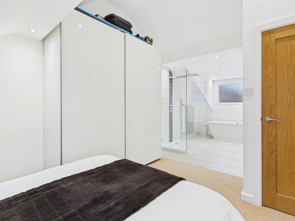 Bedroom 1 + En-Suite
