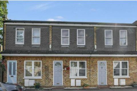 Crawthew Grove, East Dulwich, London, SE22