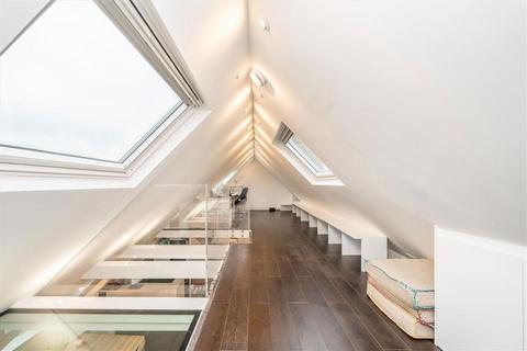 3 bedroom flat for sale, Humber Road, LONDON SE3