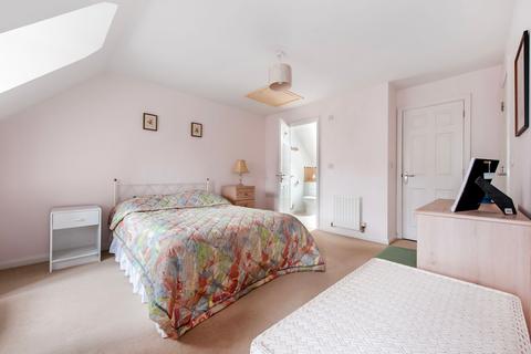 4 bedroom terraced house for sale, Waterfield Gardens, Chichester, PO19