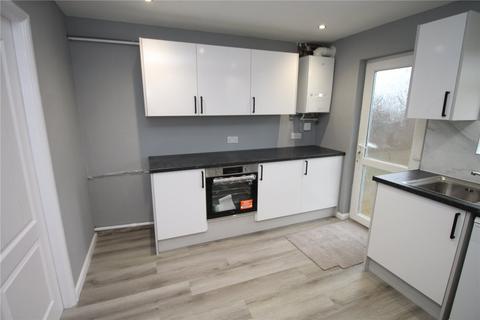 3 bedroom terraced house to rent, Clyde Crescent, Bedfordshire MK41