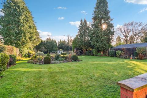 6 bedroom detached house for sale, Park Avenue, Rickmansworth, WD3