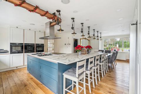 6 bedroom detached house for sale, Park Avenue, Rickmansworth, WD3