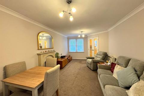 undefined, Glen View, Gravesend