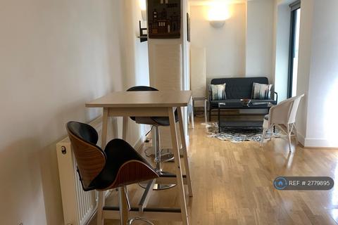 1 bedroom flat to rent, Goswell Road, London, EC1V