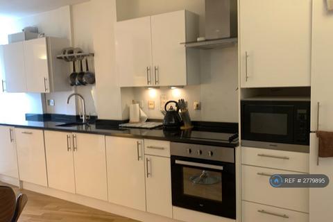 1 bedroom flat to rent, Goswell Road, London, EC1V