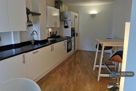 1 bedroom flat to rent, Goswell Road, London, EC1V