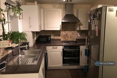 undefined, Falcon Avenue, South Ockendon, RM15