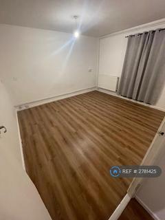 1 bedroom flat to rent, Pentland Road, Slough, SL2
