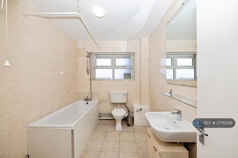 undefined, Roche House, London, E14