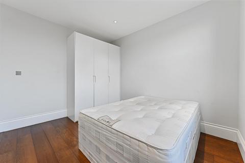 2 bedroom flat for sale, Thornfield Road, London W12