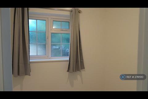 undefined, Lakeside, Finchampstead, Wokingham, RG40