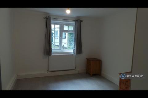 undefined, Lakeside, Finchampstead, Wokingham, RG40
