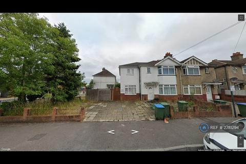 undefined, Lilac Road, Southampton, SO16