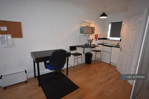 undefined, Lilac Road, Southampton, SO16