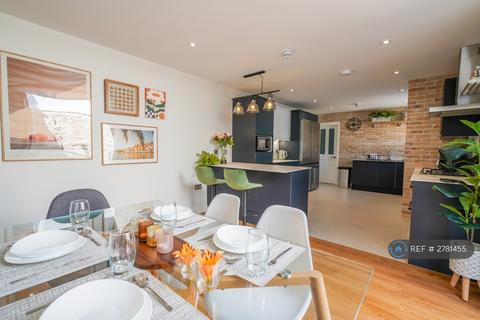 1 bedroom in a house share to rent, Ferris Town, Truro, TR1