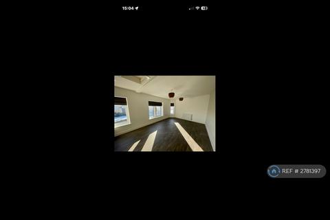 2 bedroom flat to rent, Park House, Horsforth, Leeds, LS18
