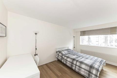 2 bedroom flat to rent, Logan Place, London W8