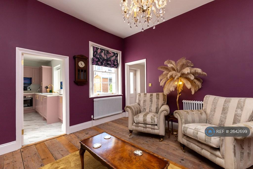 Ground Floor Lounge
