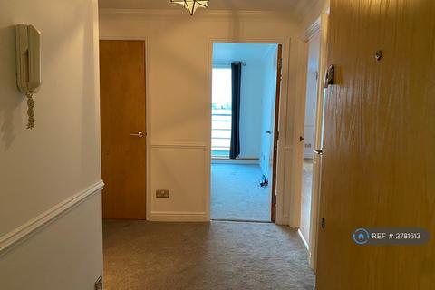 2 bedroom flat to rent, Glaisher Street, London, SE8