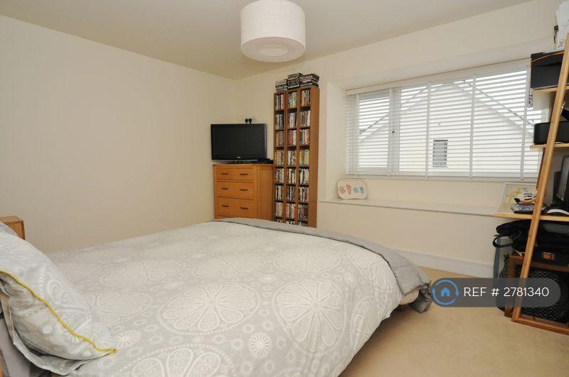 Master Bed With Ensuite