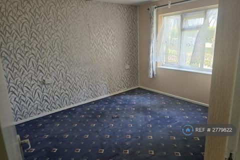 Trelawney Avenue, Slough, SL3