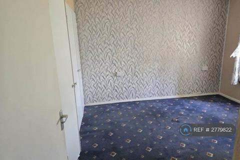 1 bedroom flat to rent, Trelawney Avenue, Slough, SL3