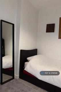 1 bedroom in a flat share to rent, Chichester Road, London, NW6