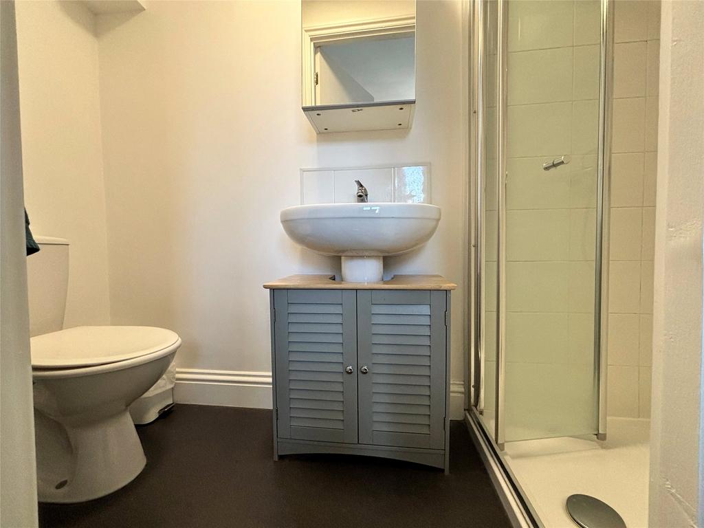 Ensuite