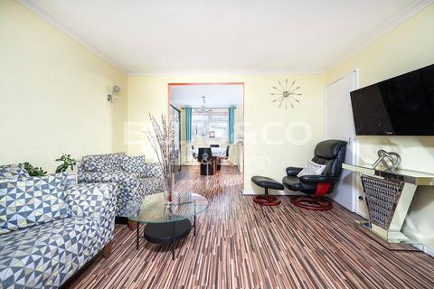 3 bedroom semi-detached house for sale, Rivington Crescent, Mill Hill, London, NW7