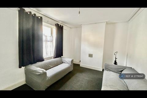 undefined, Overstone Road, Northampton, NN1