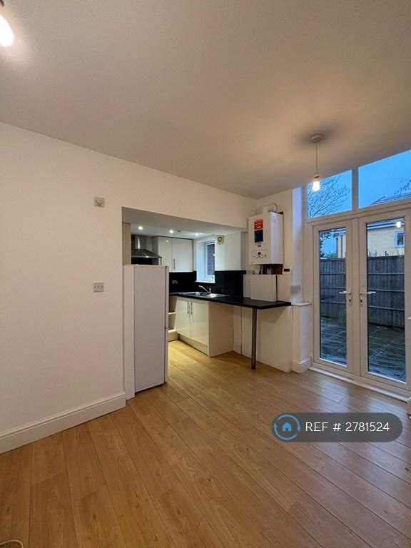 Kitchen/Living Room