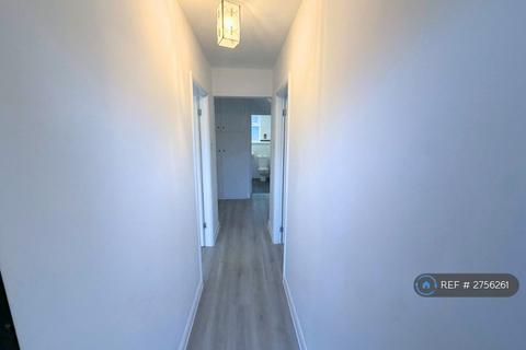 2 bedroom maisonette to rent, Stoneleigh Park Road, Epsom, KT19