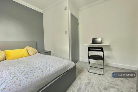 undefined, Parrock Street, Gravesend, DA12
