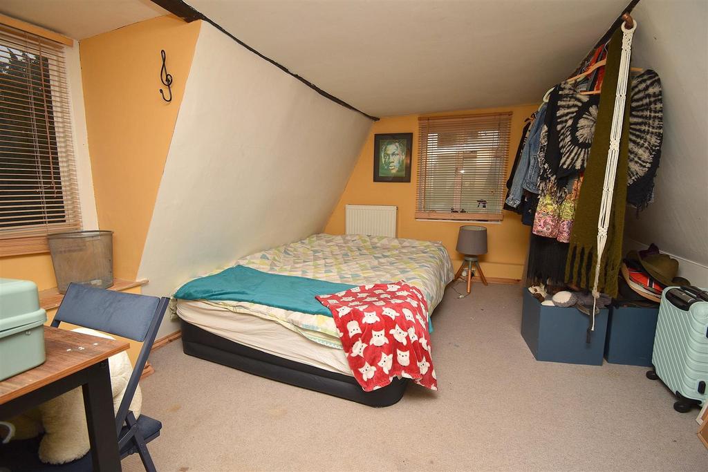 Bedroom 2nd Floor.JPG